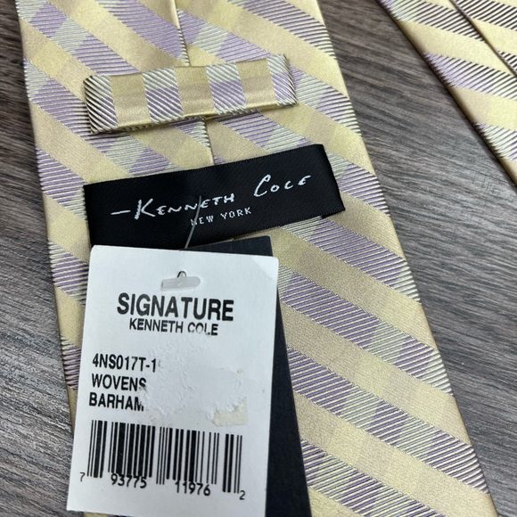 Kenneth Cole NWT Yellow & Lavender Plaid Silk Tie - Picture 3 of 5